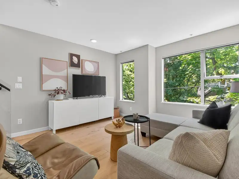 3096 QUEBEC STREET - photo 2 of 33