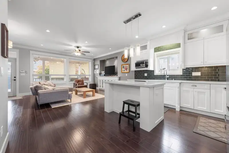 5911 131A STREET - photo 1 of 39