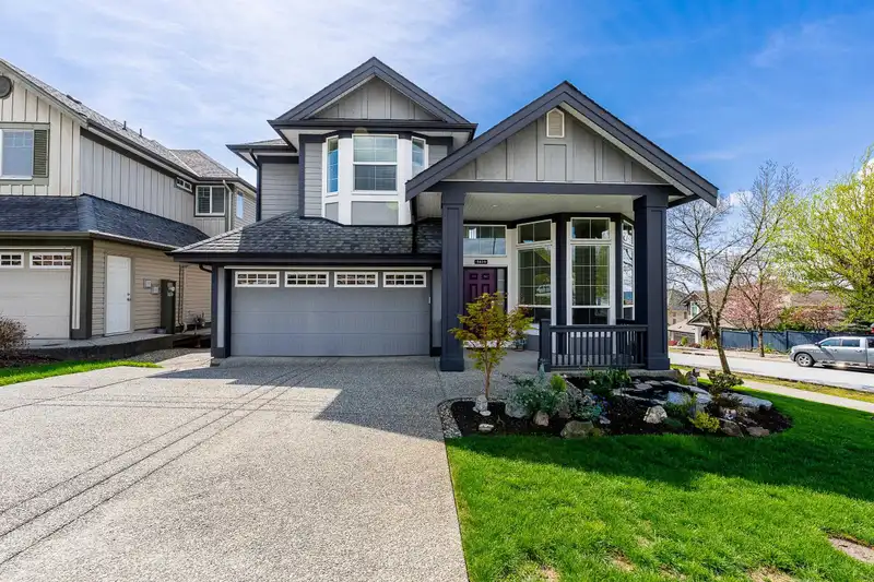 3416 GALLOWAY AVENUE - photo 1 of 40