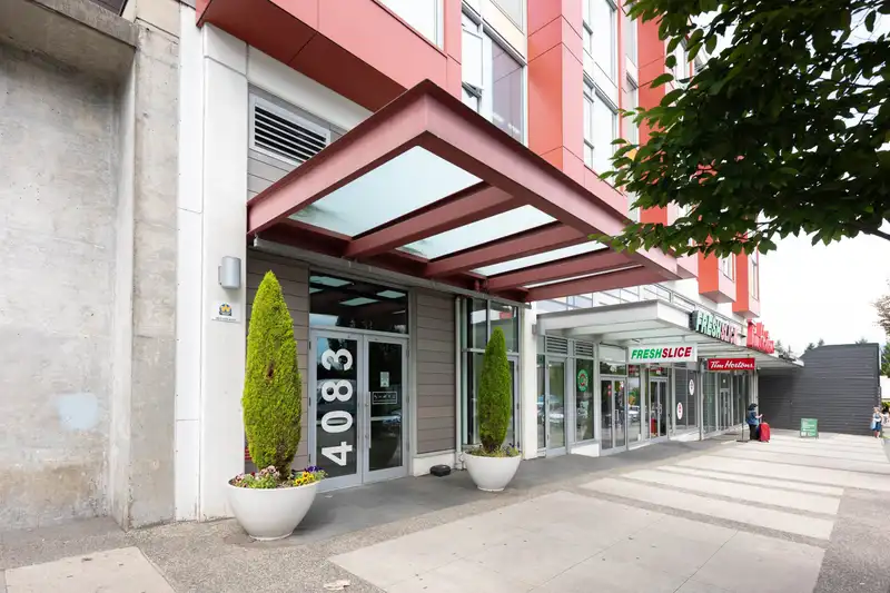 606 4083 CAMBIE STREET - photo 2 of 28