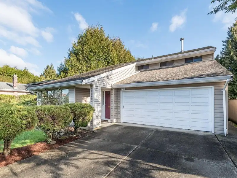 9860 SEACASTLE DRIVE - photo 1 of 33
