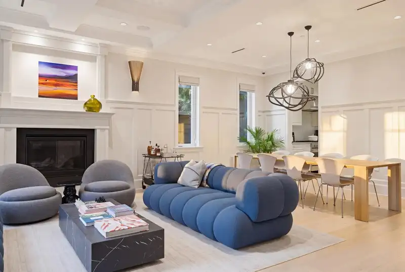 4021 W 34TH AVENUE - photo 4 of 40