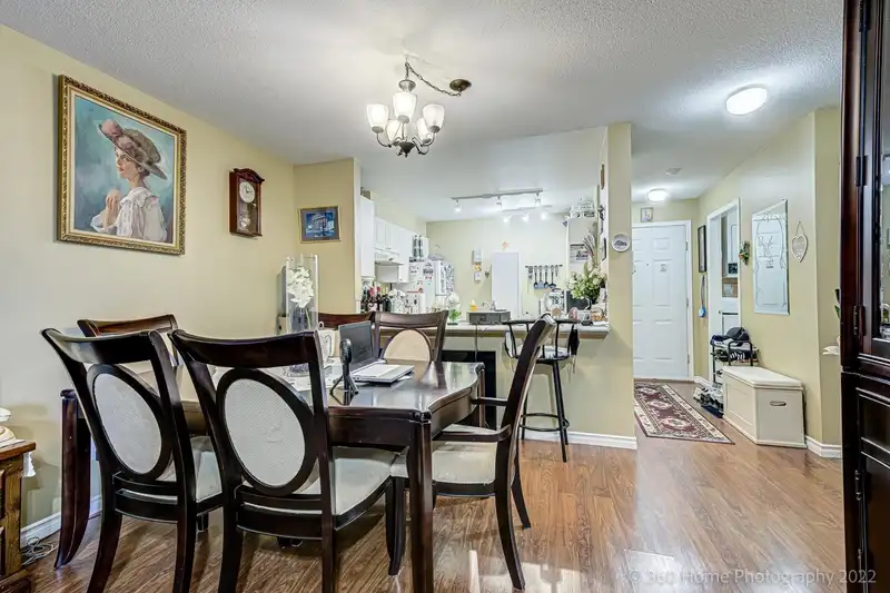 107 15140 108 AVENUE - photo 1 of 26