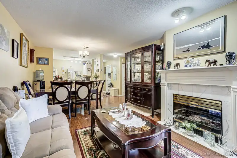 107 15140 108 AVENUE - photo 3 of 26