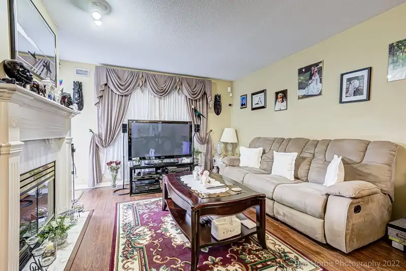 107 15140 108 AVENUE - photo 4 of 26