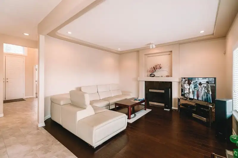 1389 PINETREE WAY - photo 3 of 39
