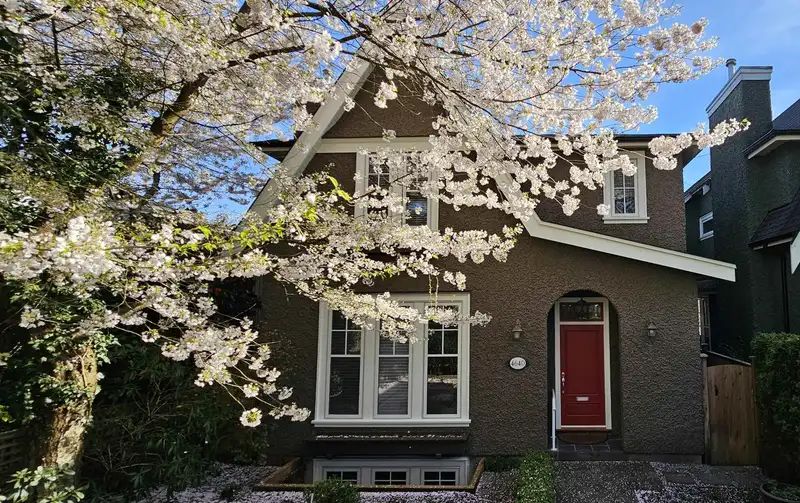 4640 W 8TH AVENUE - photo 1 of 37