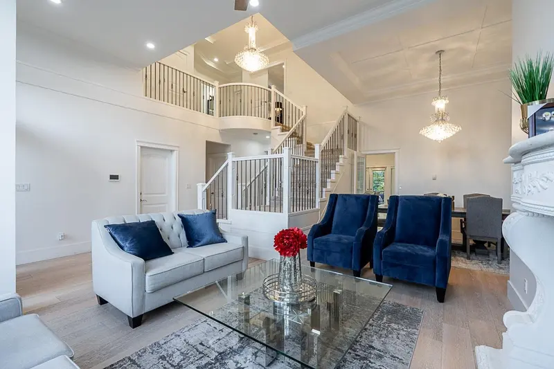 14488 59A AVENUE - photo 4 of 25