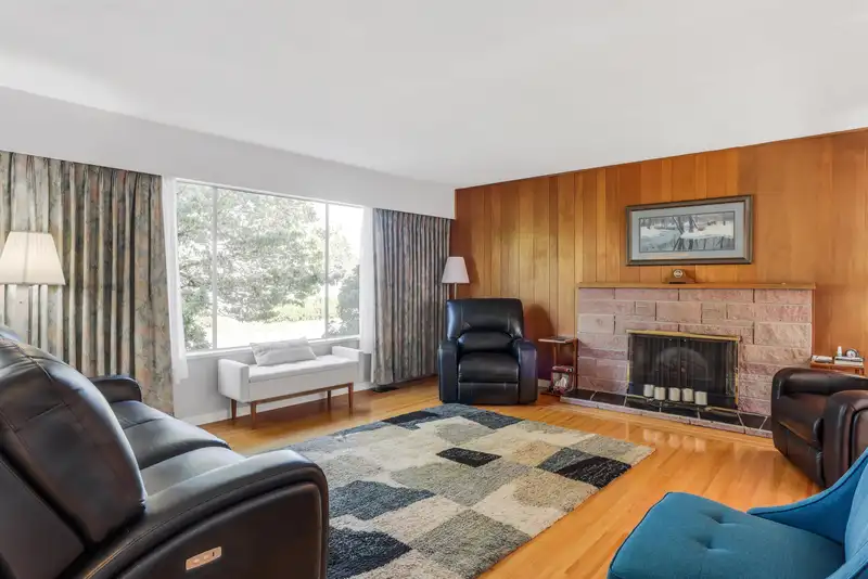 15110 PHEASANT DRIVE - photo 3 of 26