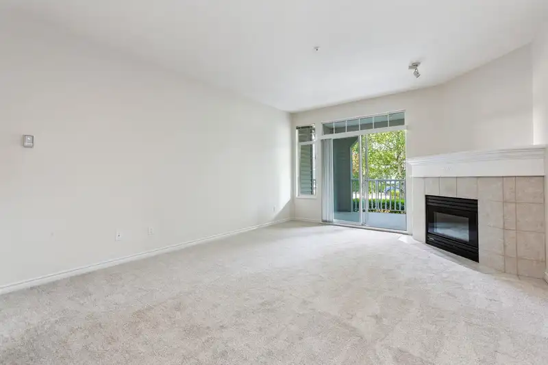 101 20897 57 AVENUE - photo 2 of 20