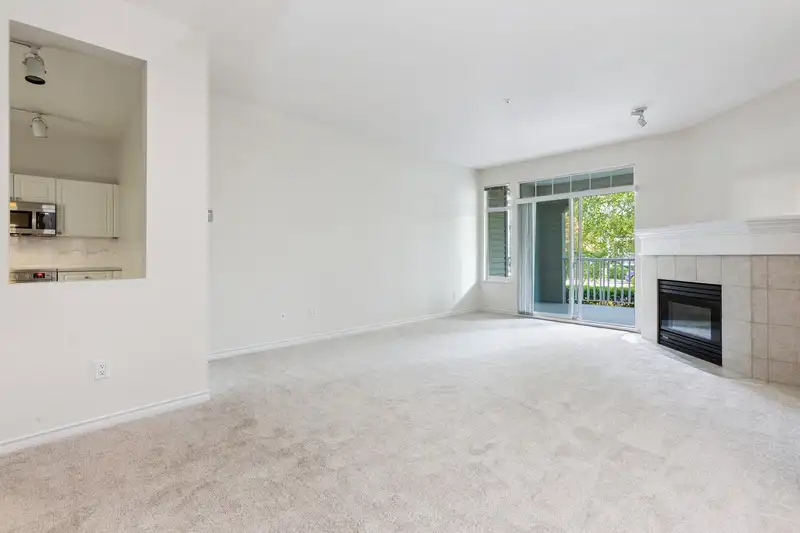 101 20897 57 AVENUE - photo 3 of 20