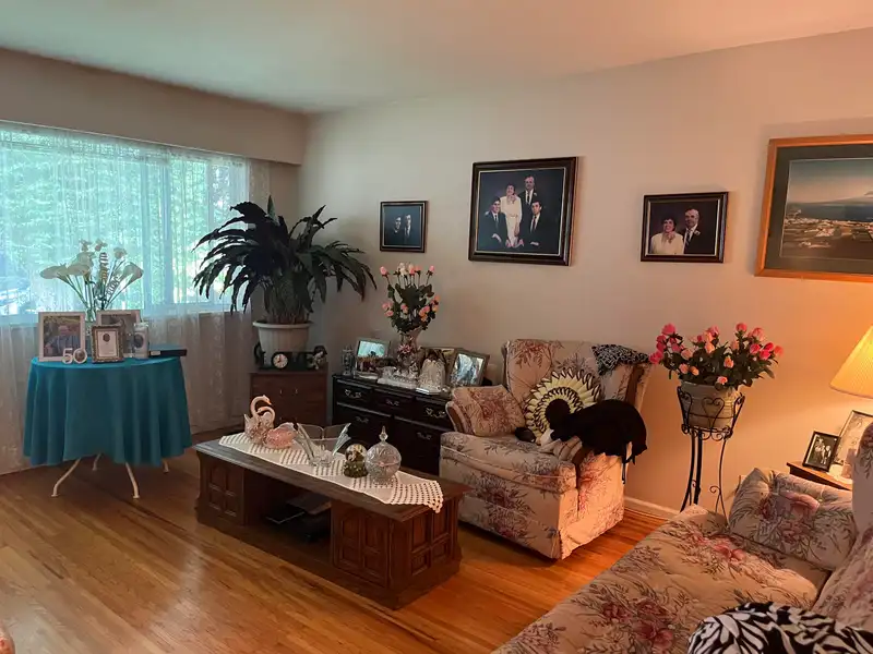 2665 WARD STREET - photo 4 of 23