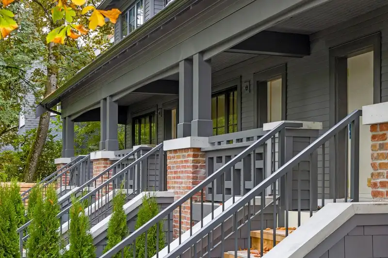 2505 W 37TH AVENUE - photo 1 of 31