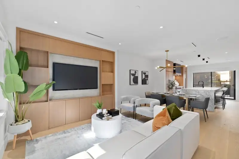 2505 W 37TH AVENUE - photo 3 of 31