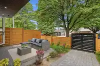 1 2438 E 20TH AVENUE - thumbnail 2