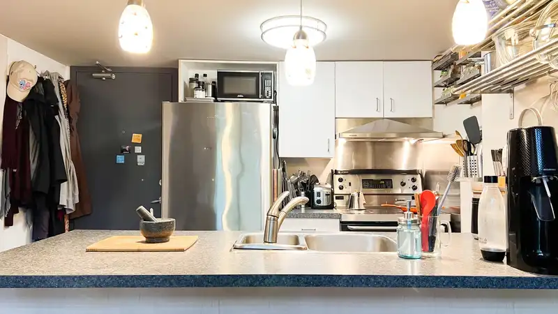 516 22 E CORDOVA STREET - photo 4 of 21