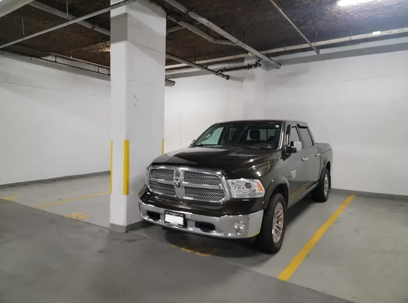 100 1233 PACIFIC BOULEVARD - photo 2 of 4