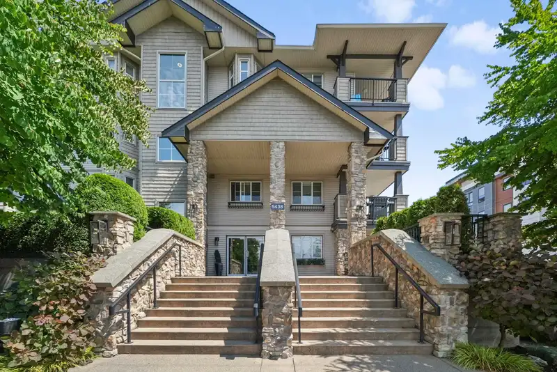 212 5438 198 STREET - photo 1 of 21