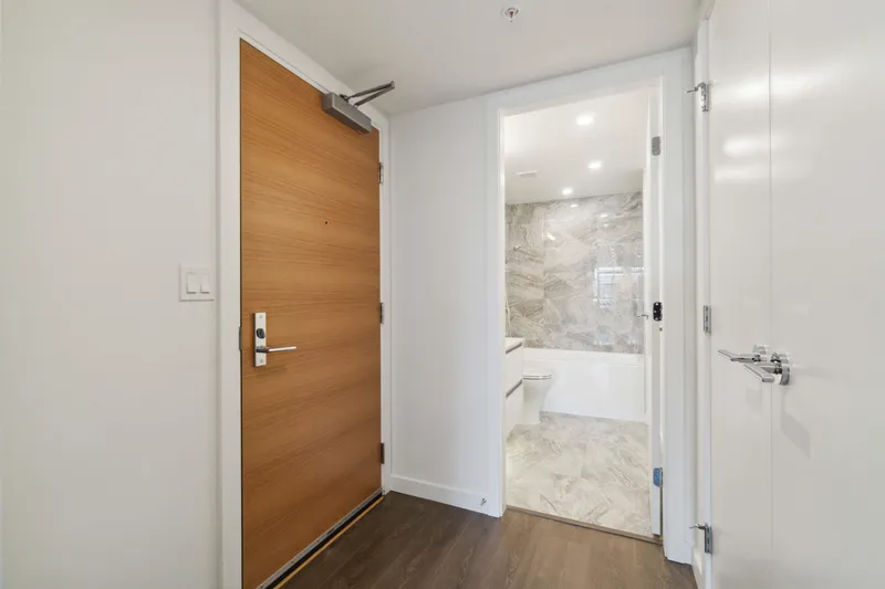 803 6633 BUSWELL STREET - photo 2 of 21