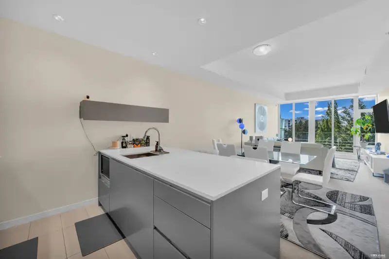 306 5151 BRIGHOUSE WAY - photo 4 of 25