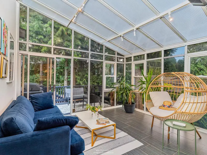 1636 FARRELL CRESCENT - photo 2 of 25