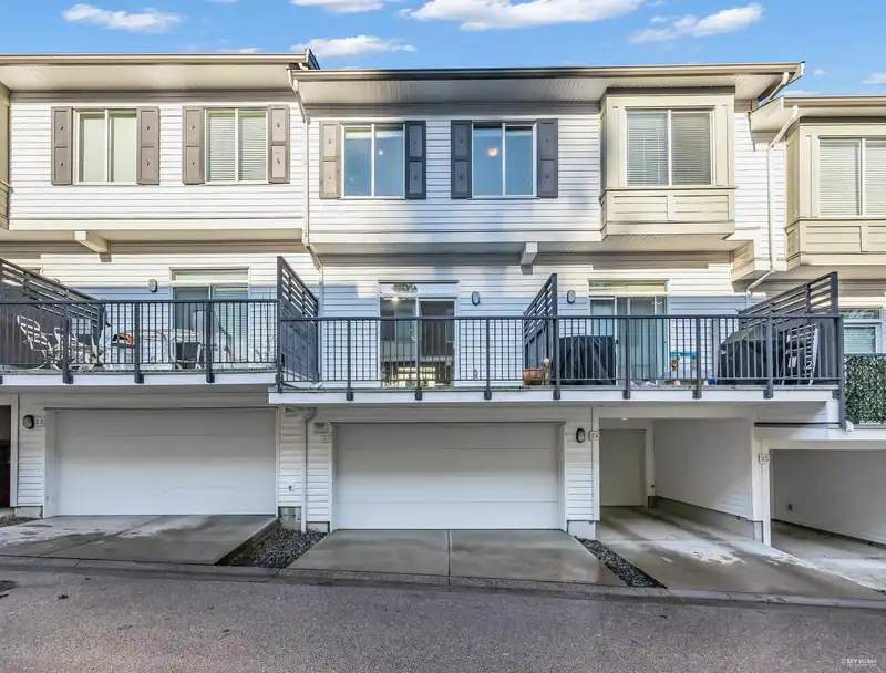 23 8130 136A STREET - photo 2 of 34