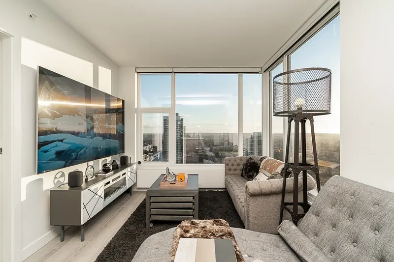 3003 13615 FRASER HIGHWAY - photo 1 of 25