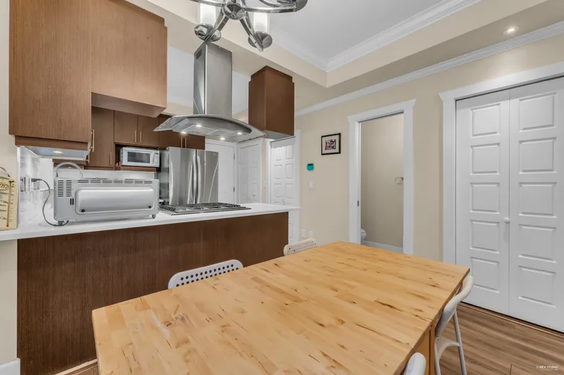 5 6331 NO. 4 ROAD - photo 4 of 25