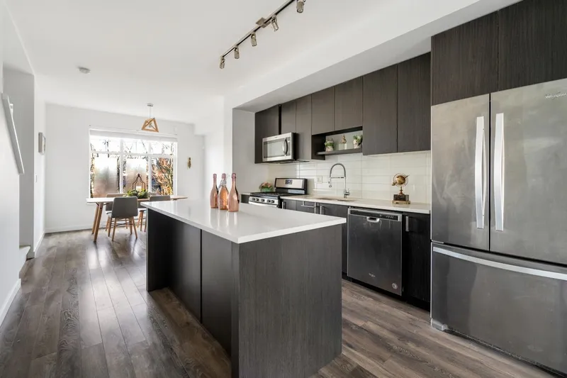 39 15268 28 AVENUE - photo 2 of 17