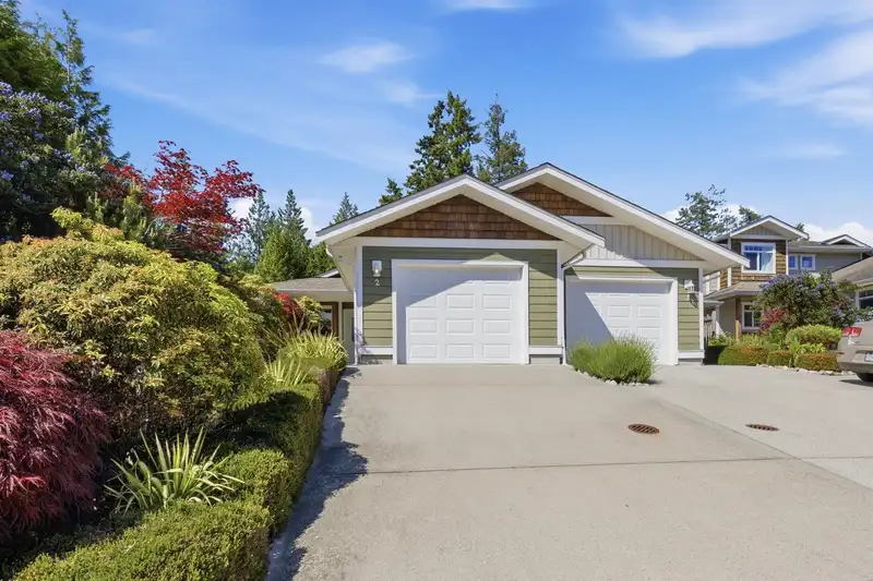 2 12710 LAGOON ROAD - photo 2 of 18