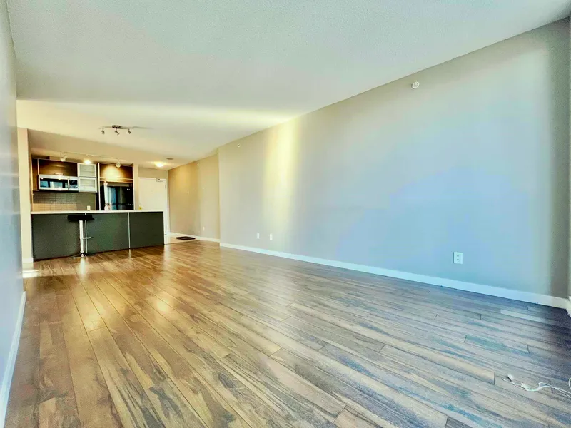 609 13688 100 AVENUE - photo 3 of 24