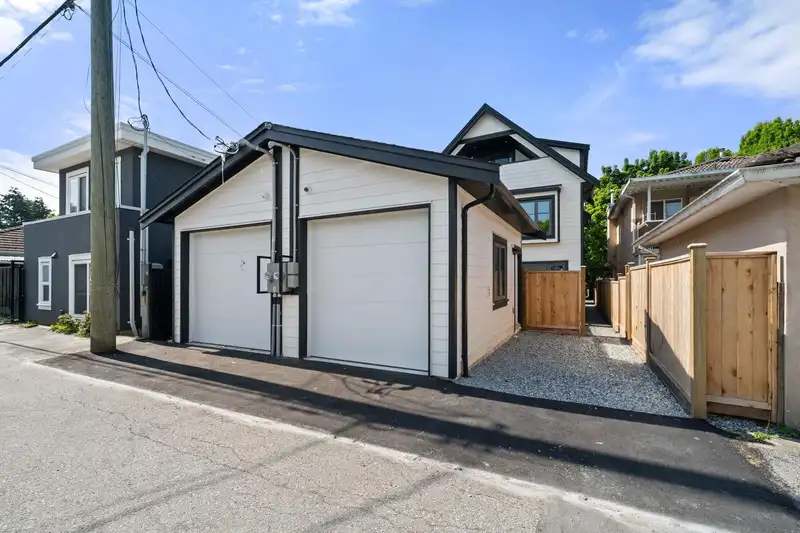 1 3425 ARCHIMEDES STREET - photo 2 of 12