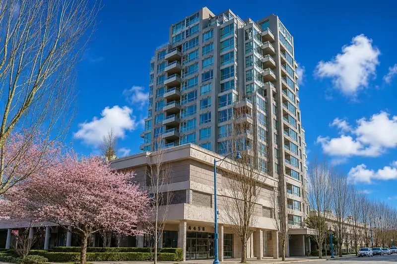 1506 8297 SABA ROAD - photo 1 of 33