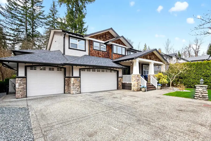 13295 233 STREET - photo 3 of 25