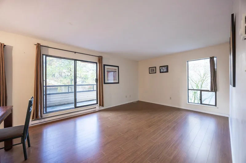 309 13344 102A AVENUE - photo 3 of 16