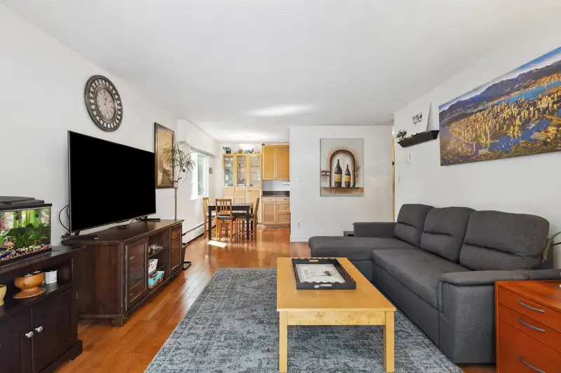 111 211 W 3RD STREET - photo 4 of 22