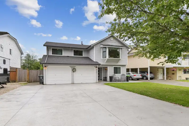 27232 26B AVENUE - photo 1 of 35