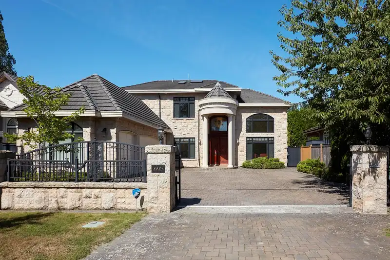 8251 LUTON ROAD - photo 1 of 40
