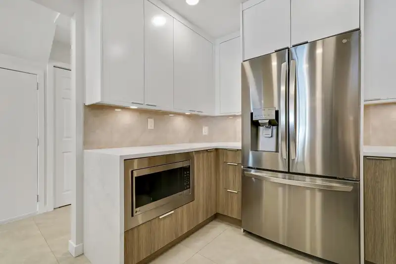 9 7760 MINORU BOULEVARD - photo 4 of 25