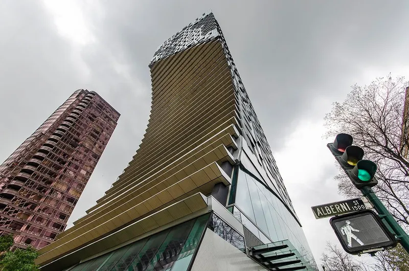 2205 1568 ALBERNI STREET - photo 2 of 25