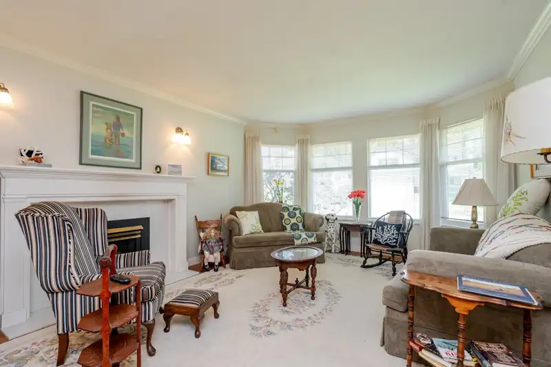 35428 SANDYHILL ROAD - photo 4 of 39