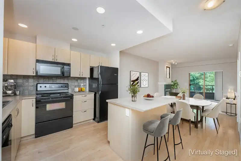 418 285 NEWPORT DRIVE - photo 1 of 36
