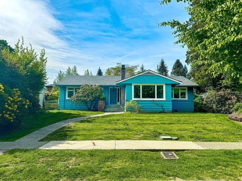 4922 QUEENSLAND ROAD - photo 1 of 17