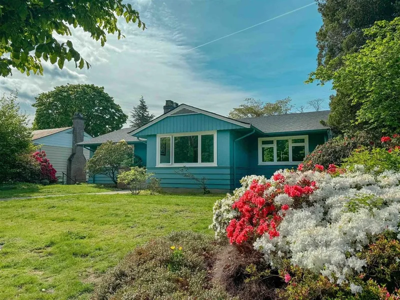 4922 QUEENSLAND ROAD - photo 3 of 17