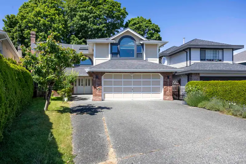 6031 LIVINGSTONE PLACE - photo 1 of 32