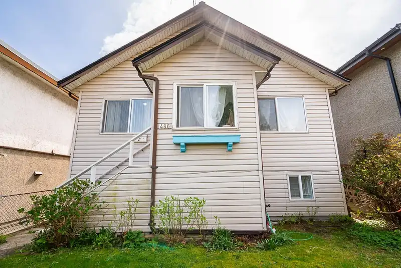 486 E KING EDWARD AVENUE - photo 3 of 29