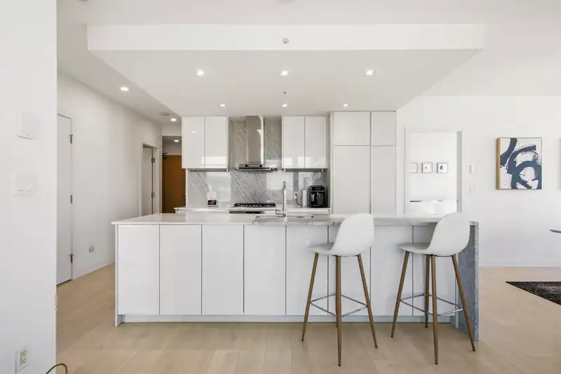 2506 4670 ASSEMBLY WAY - photo 4 of 32