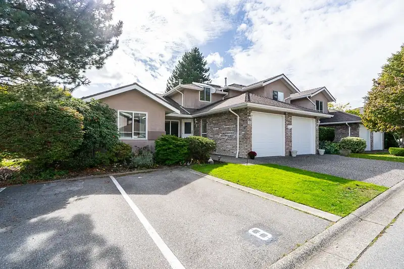 124 15550 26 AVENUE - photo 1 of 25