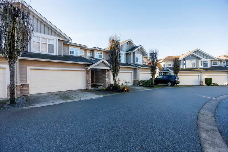 3 11282 COTTONWOOD DRIVE - photo 2 of 25