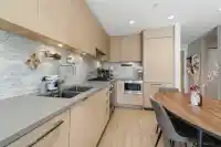 319 9213 ODLIN ROAD - thumbnail 8